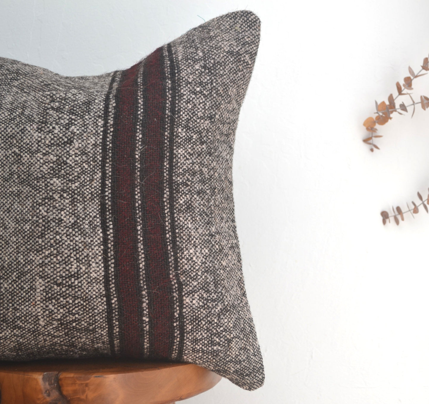 Kilim Pillow - Wine
