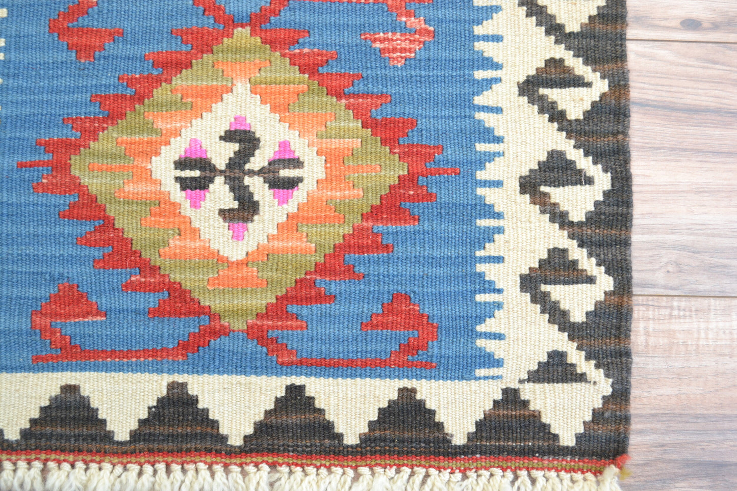 Tapis Kilim (tapis Kilim turc anatolien tissé à la main)