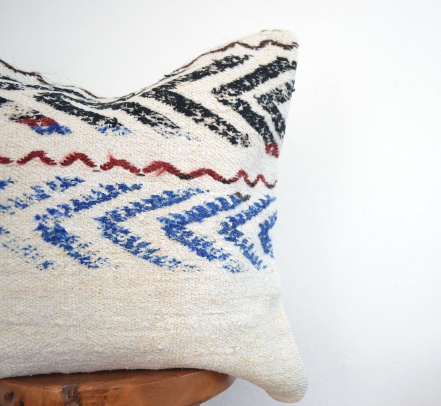 Kilim Pillow - Waves