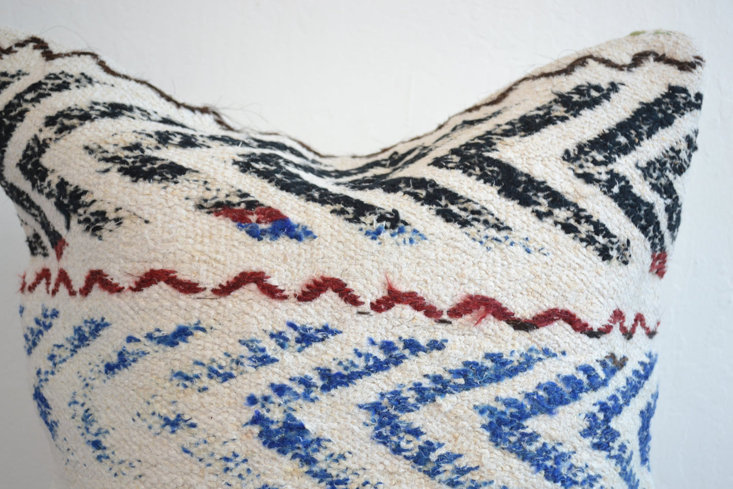 Kilim Pillow - Waves
