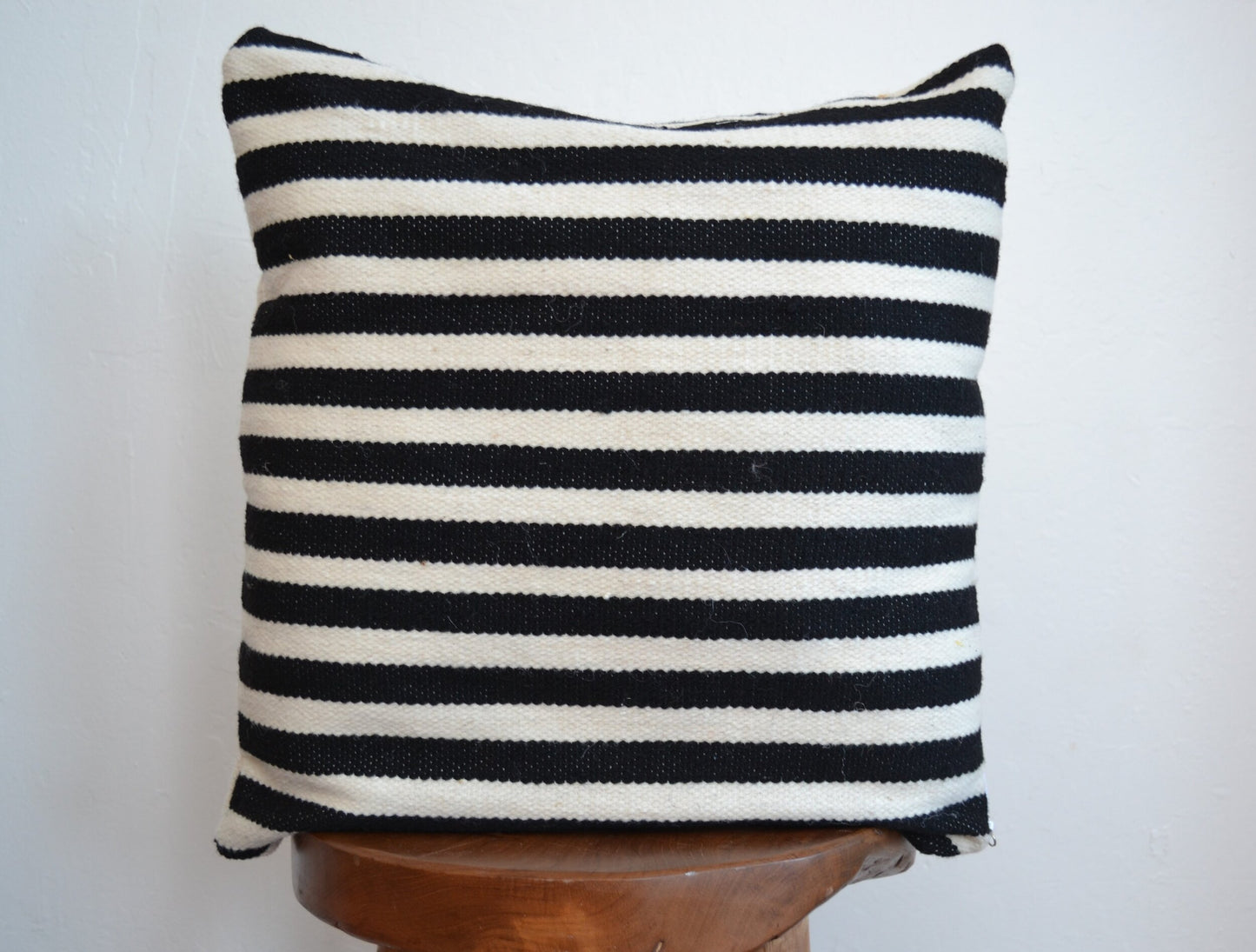 Coussin bébé alpaga à rayures