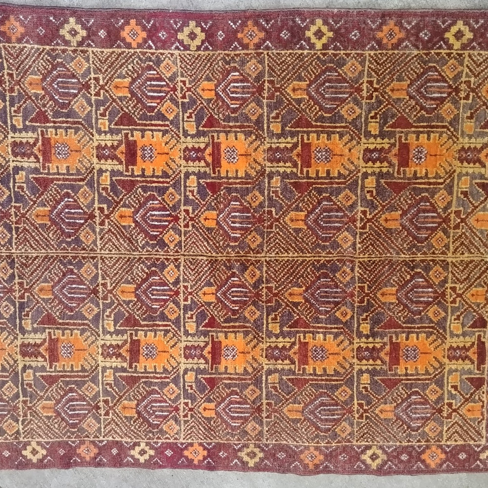 
                      
                        Persian Rug "Bruno" 4' x 3'
                      
                    