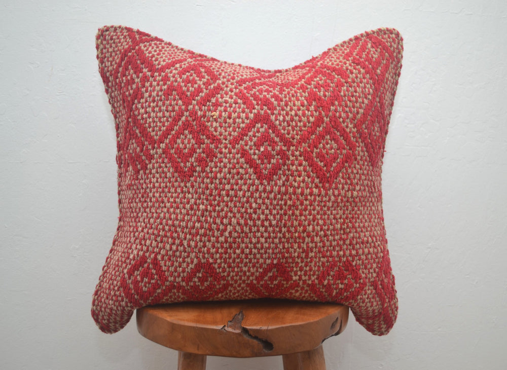 Frazada Pillow (Ruby)