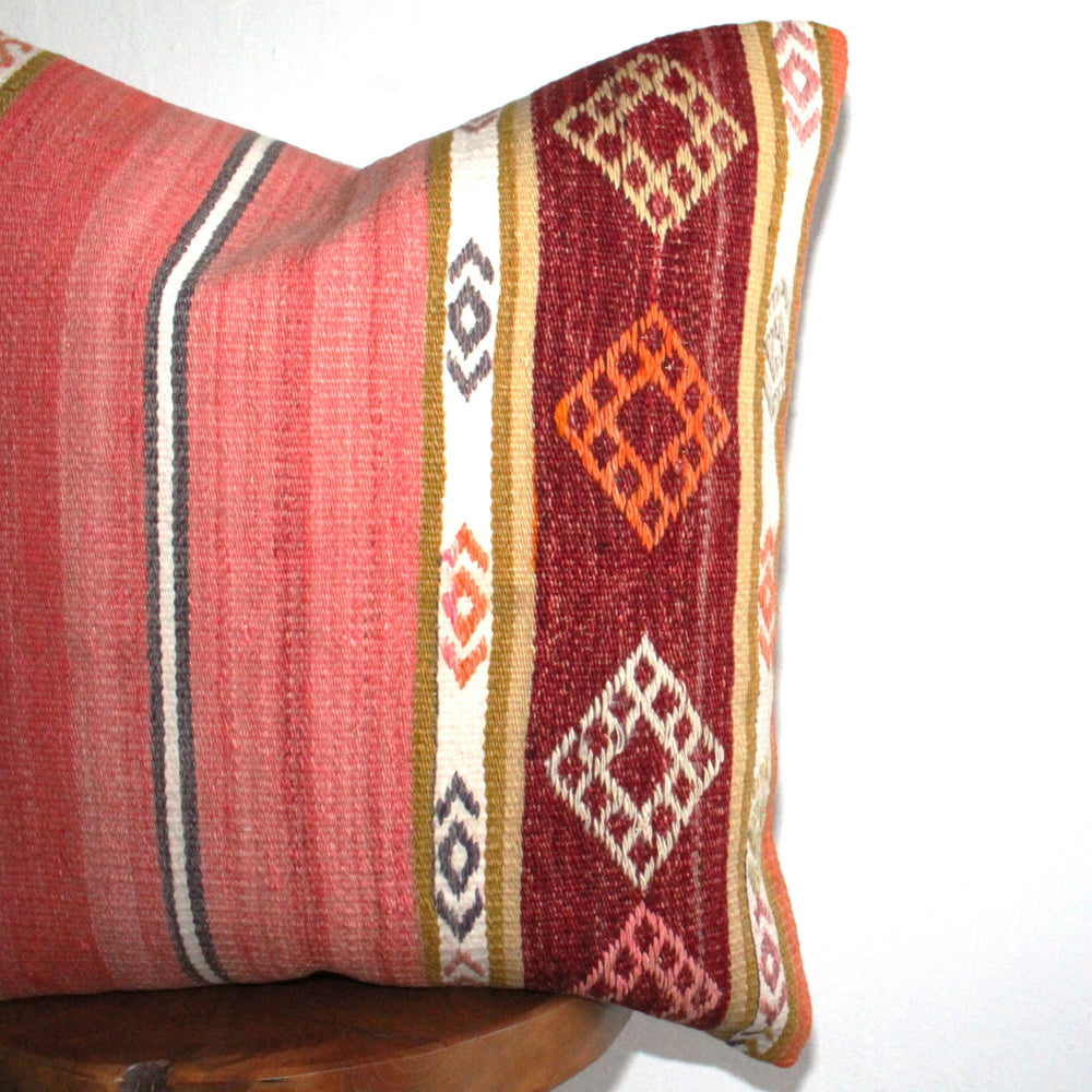 
                      
                        Kilim Pillow - Rosa
                      
                    