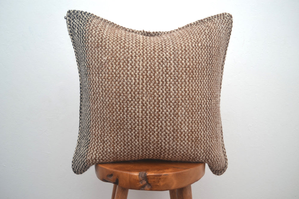 Frazada Pillow (Mocha)