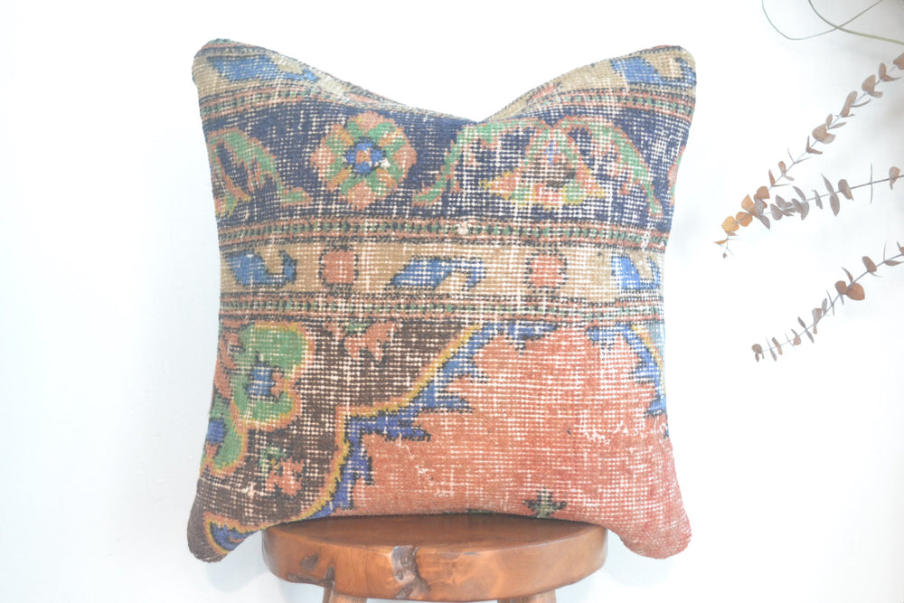 Kilim Pillow - Oushak