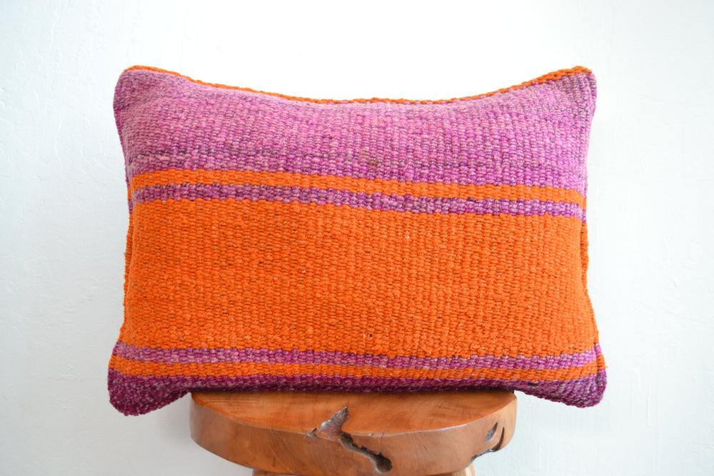 Lumbar Frazada Pillow - Plum