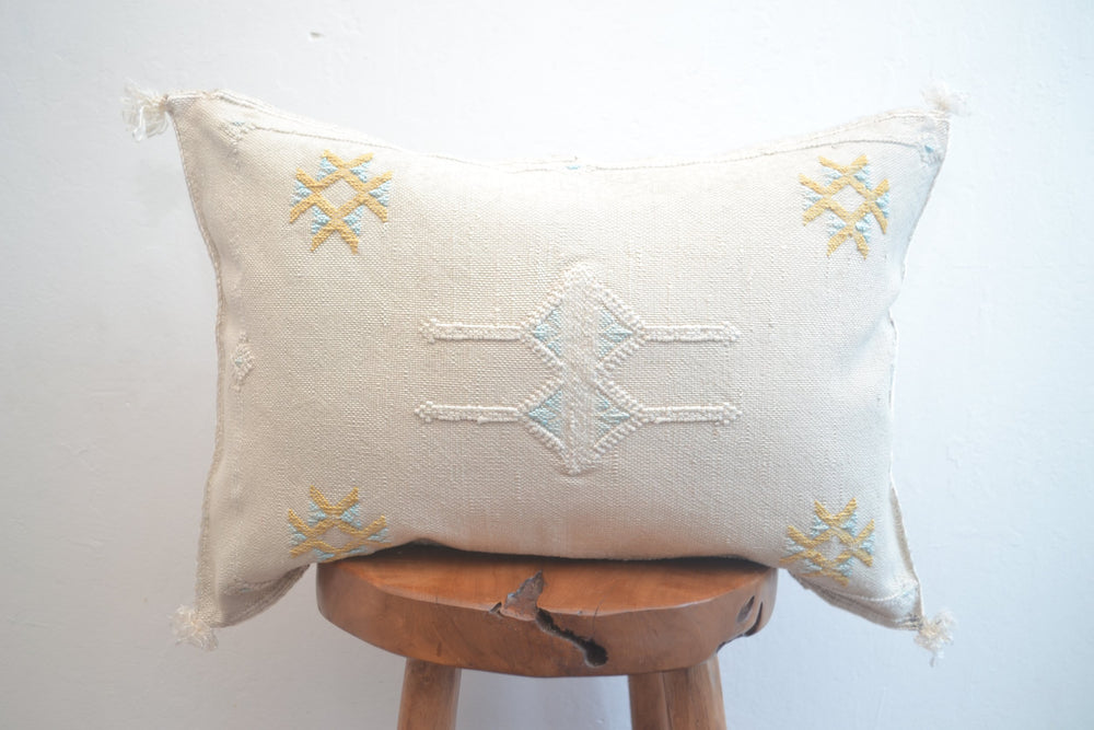 Sabra Silk Pillow -Lumbar