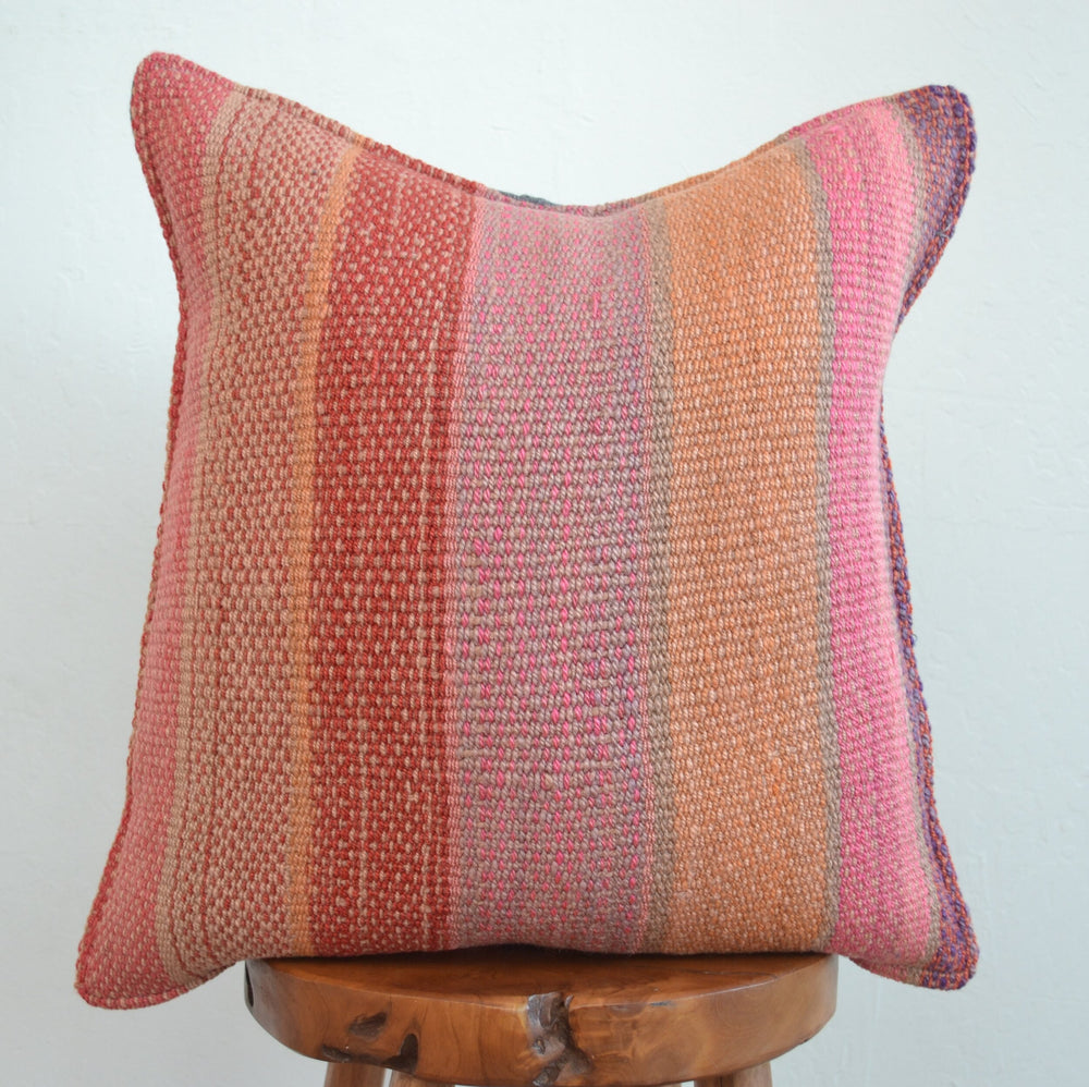 Frazada Pillow -Muted