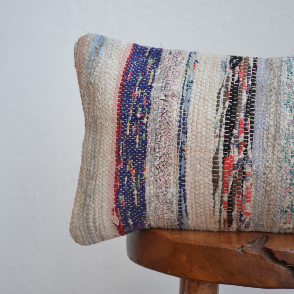 
                      
                        Coussin Kilim lombaire
                      
                    