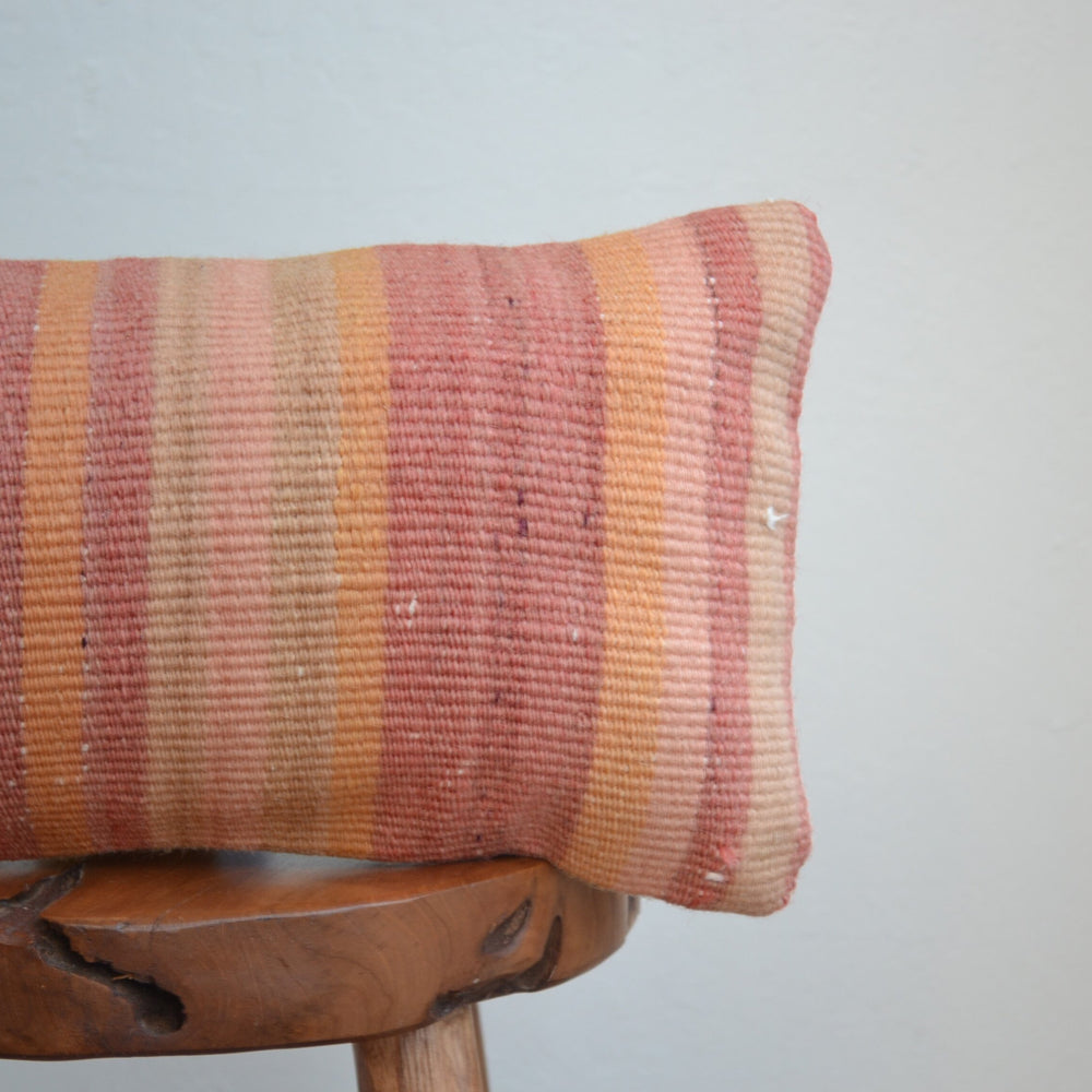 
                      
                        Coussin lombaire Kilim (Sunny)
                      
                    
