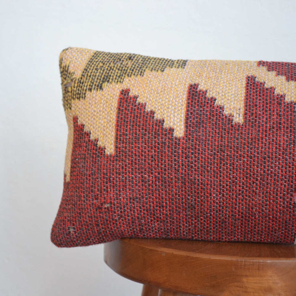 
                      
                        Coussin Kilim lombaire
                      
                    