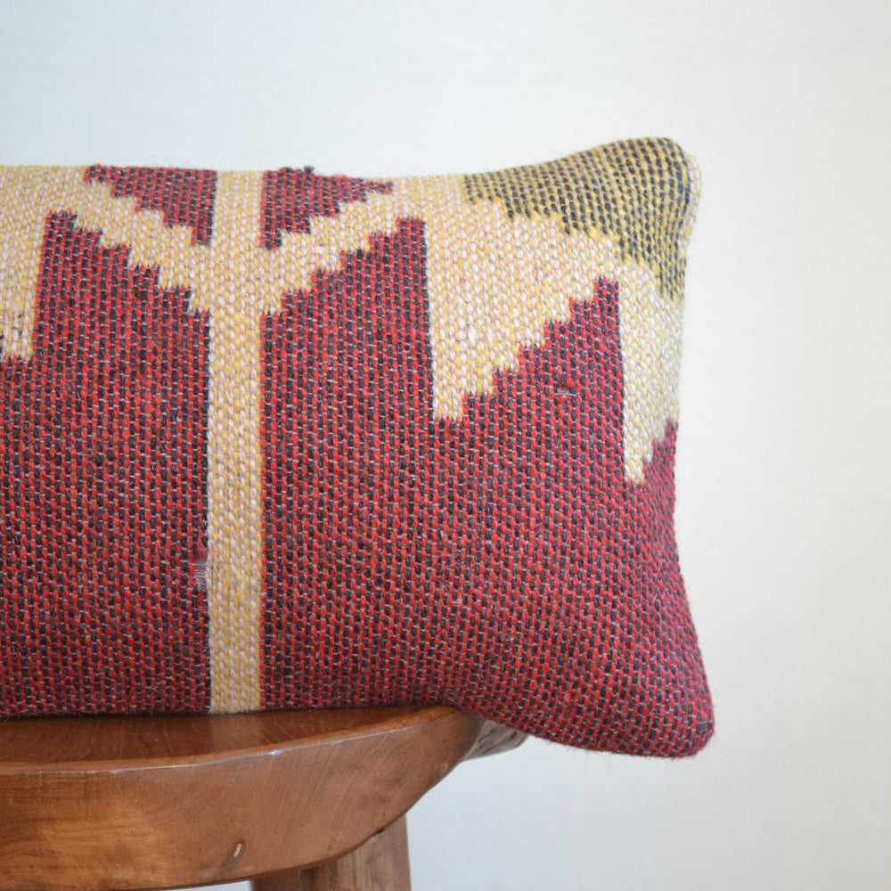 
                      
                        Coussin Kilim lombaire
                      
                    