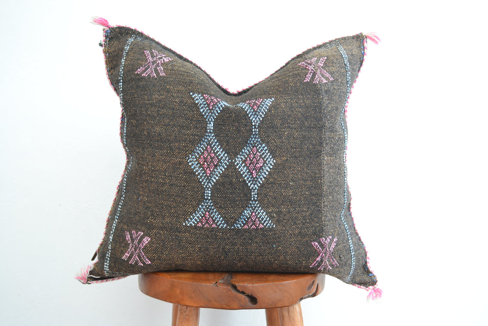 Sabra Silk Pillow - Black & Pink