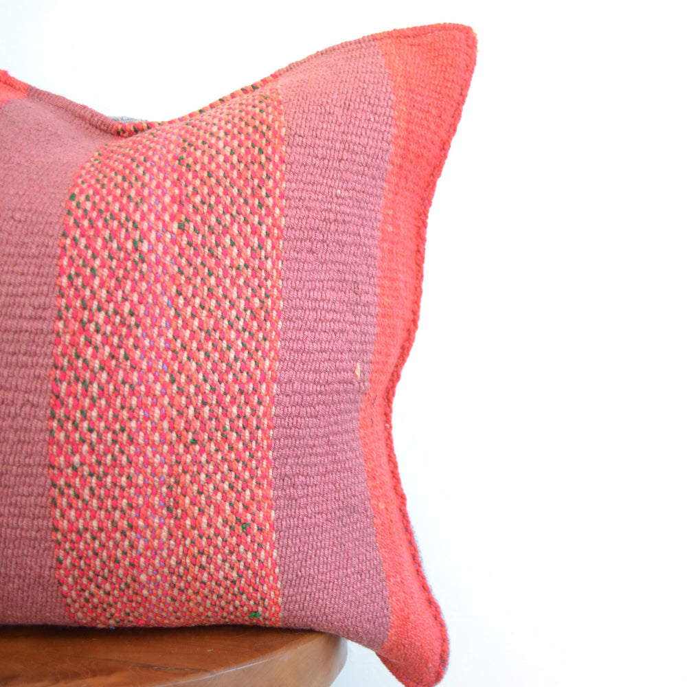 
                      
                        Frazada Pillow (Colors)
                      
                    