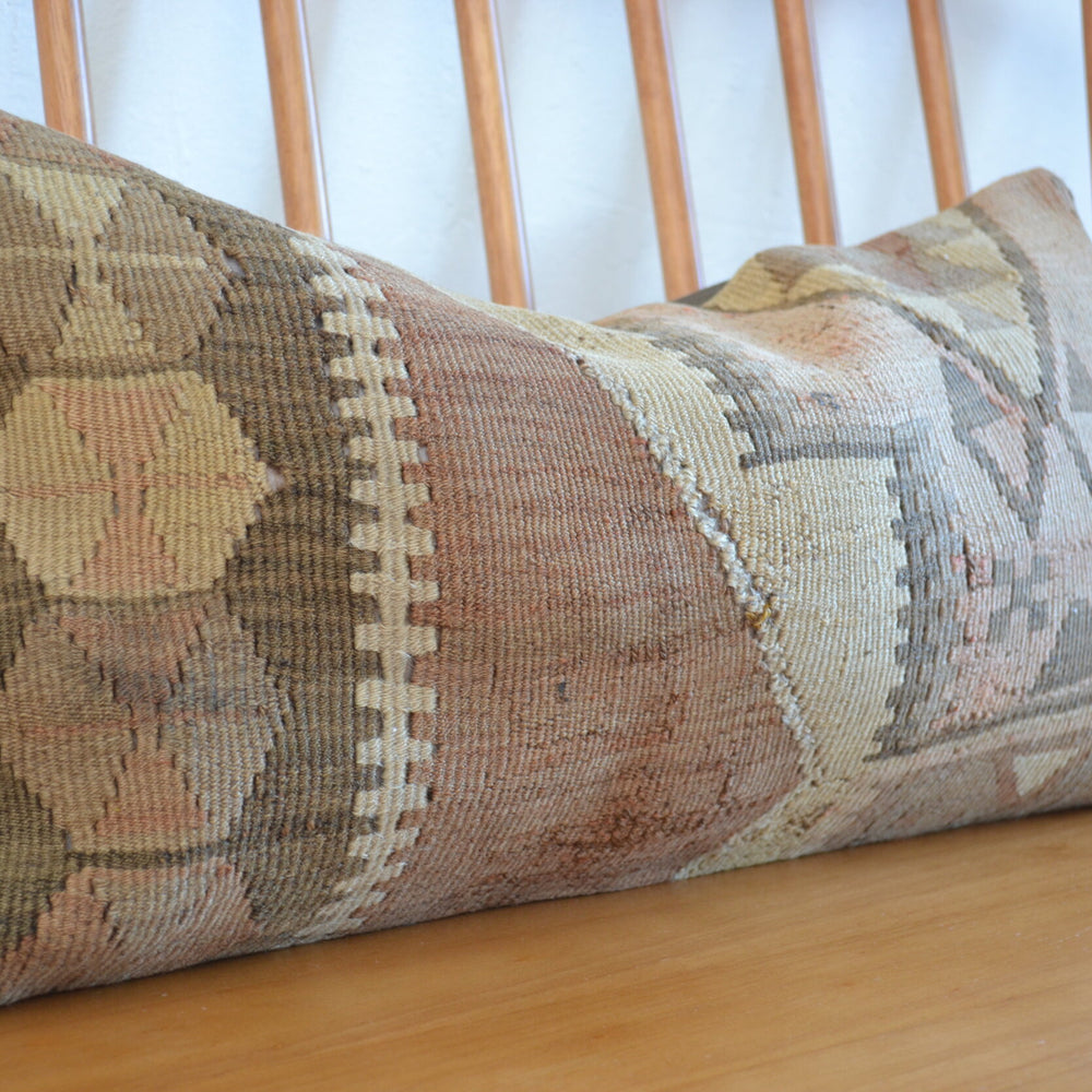 
                      
                        Kilim Pillow Lumbar
                      
                    