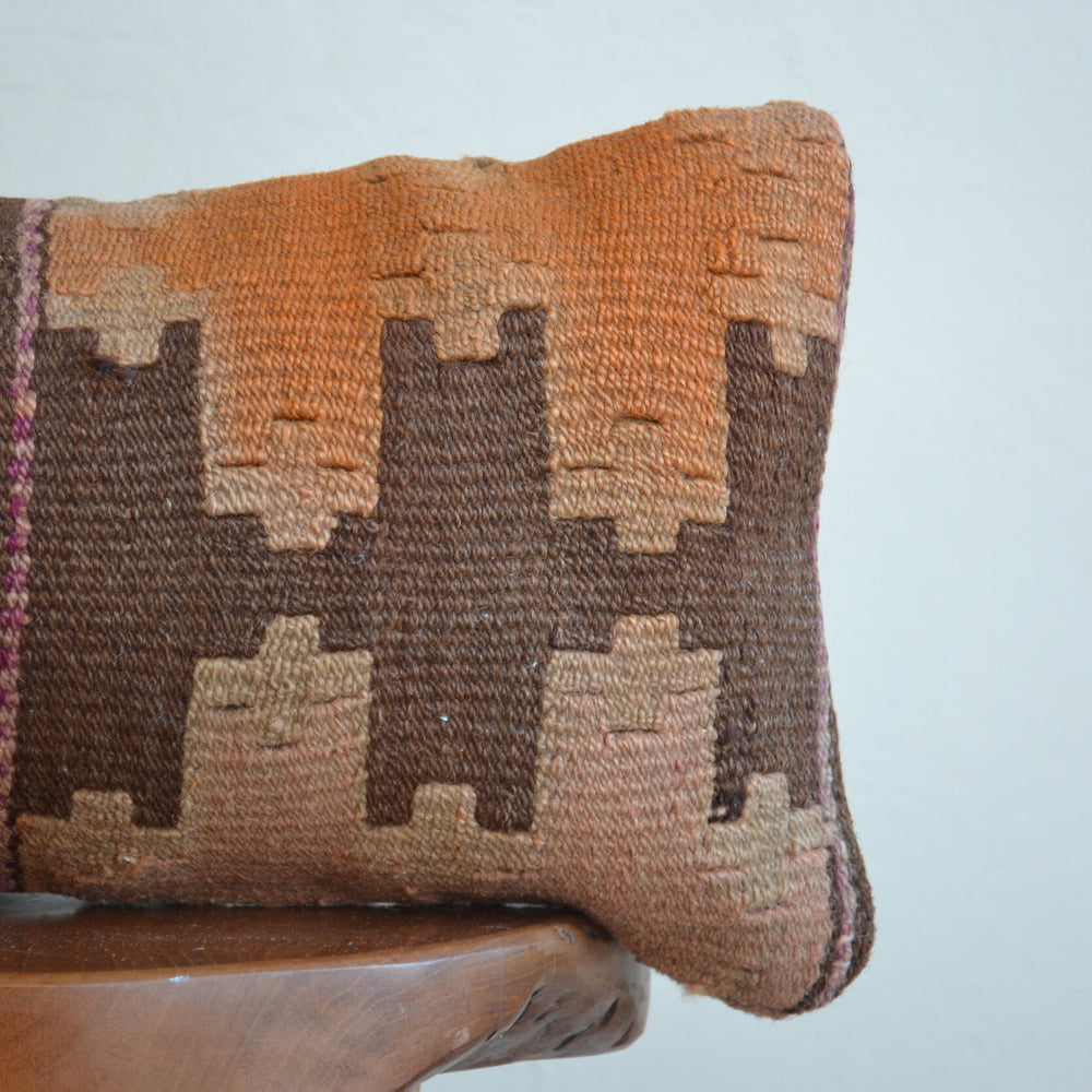 
                      
                        Kilim Pillow Lumbar
                      
                    