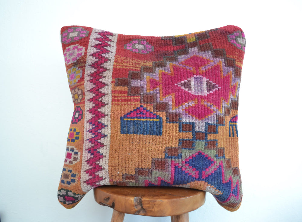 Kilim Pillow - Mood