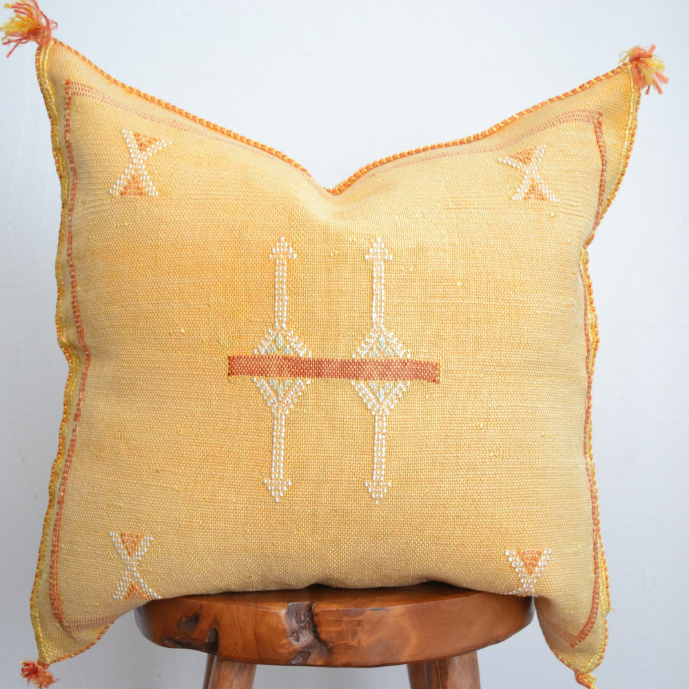 
                      
                        Almohada de seda Sabra - Amarillo suave
                      
                    