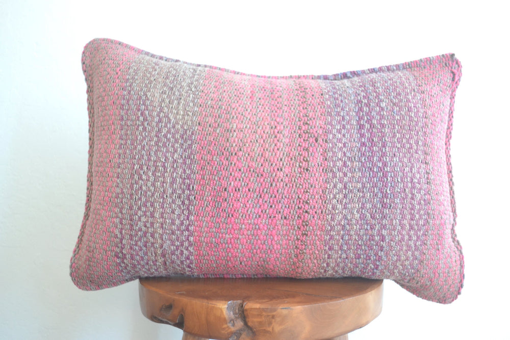 Lumbar Frazada Pillow (Violet)