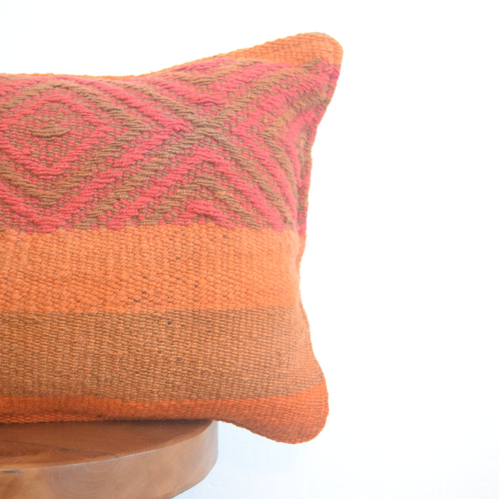 
                      
                        Lumbar Frazada Pillow (Naranja)
                      
                    