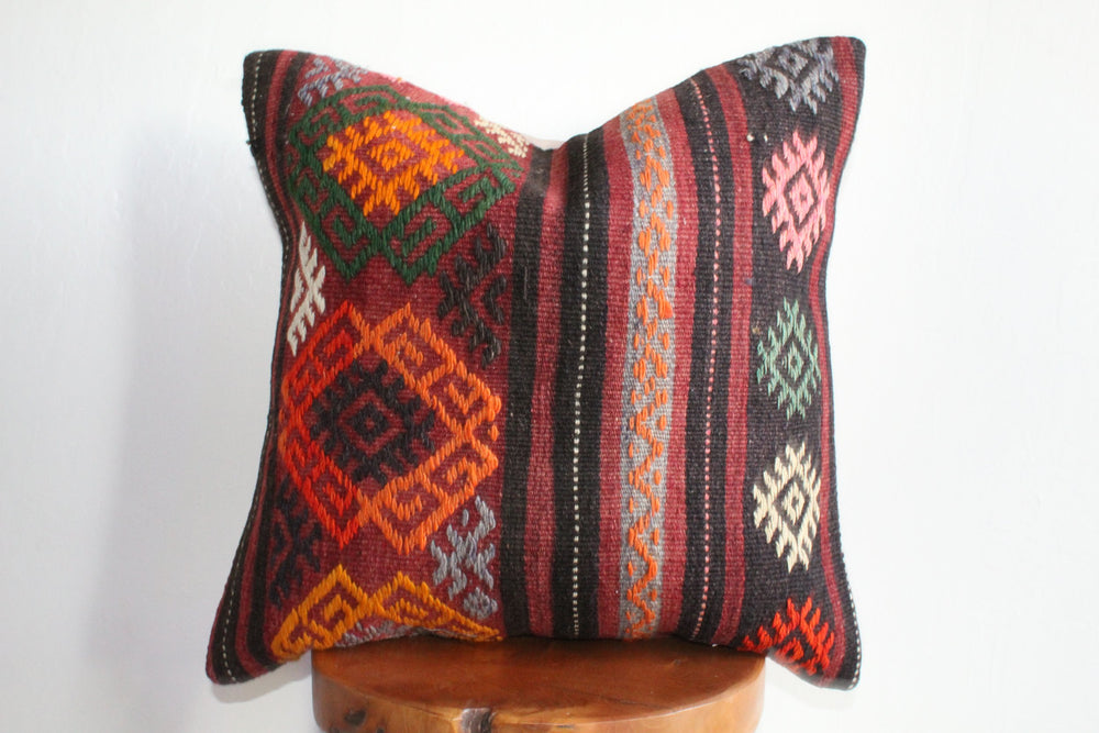 Kilim Pillow - Dark