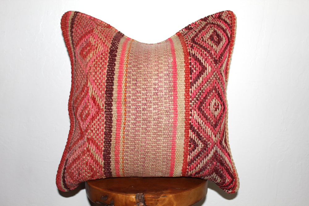 Frazada Pillow (Merlot)