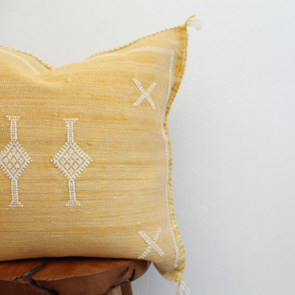 
                      
                        Sabra Silk Pillow - Flax
                      
                    