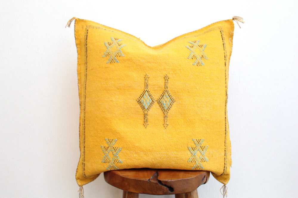 Sabra Silk Pillow - Dandelion