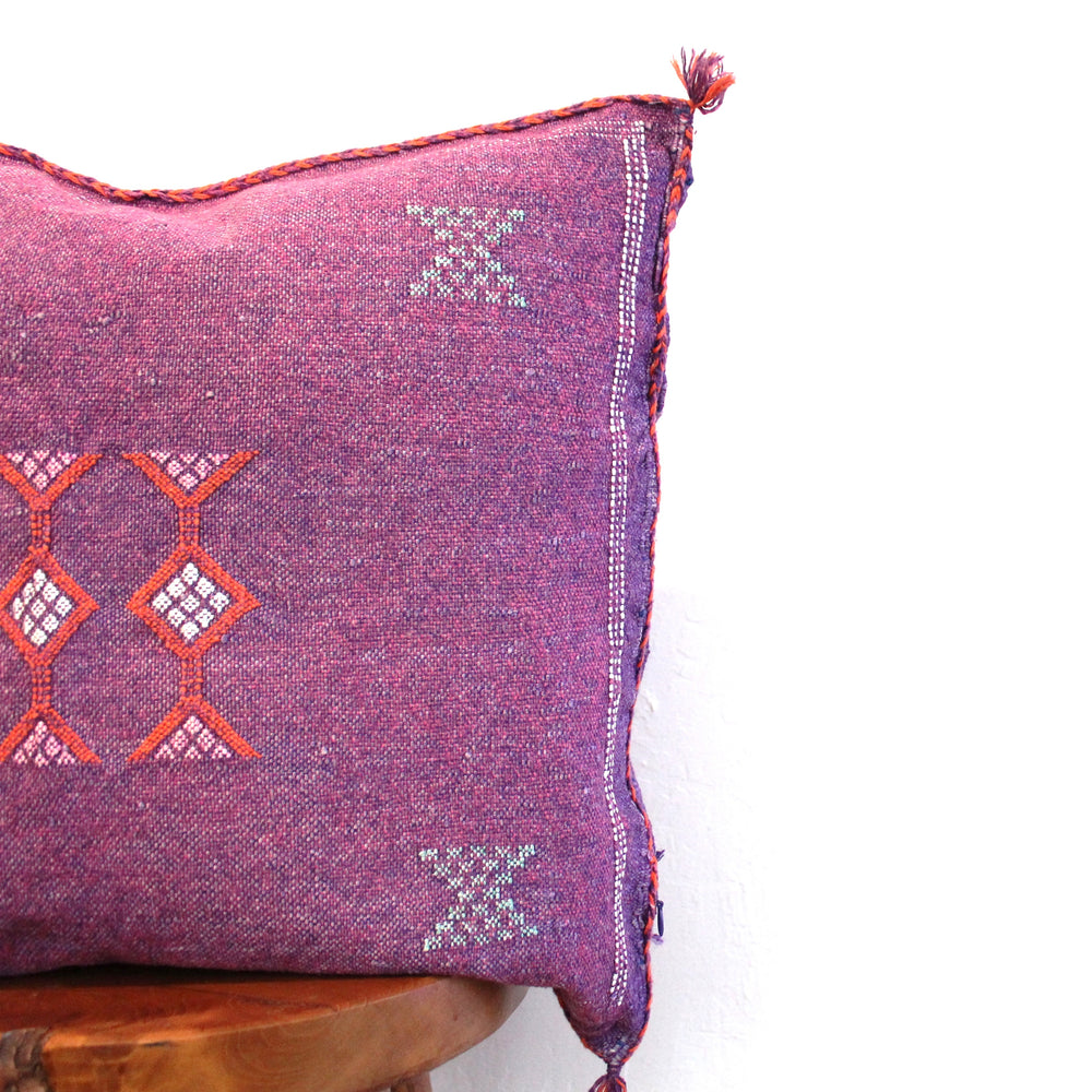 
                      
                        Sabra Silk Pillow - Thistle
                      
                    