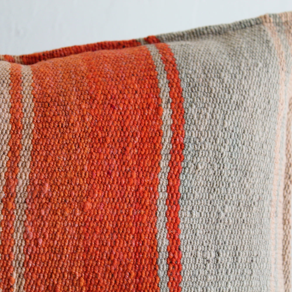 
                      
                        Coussin lombaire Frazada (Opaca) 
                      
                    